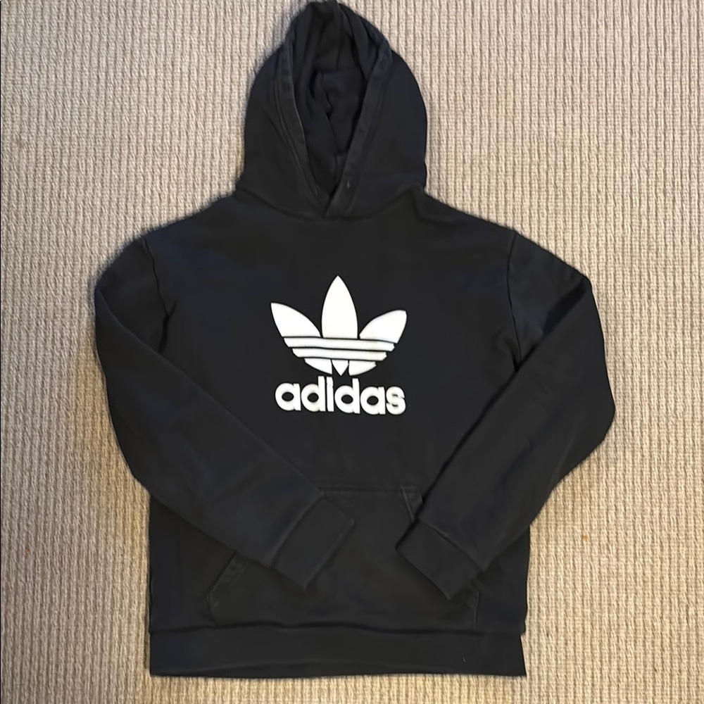 Adidas men’s sweatshirt medium